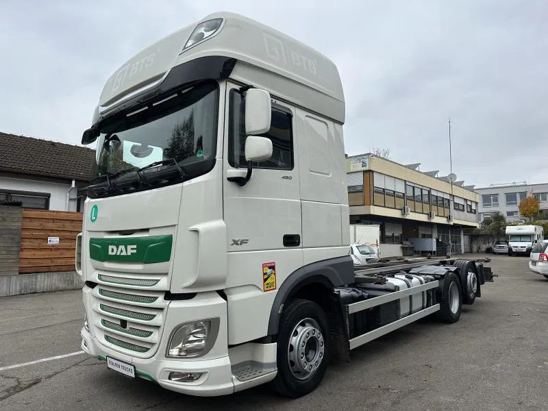 DAF XF 106 450 SSC 6X2*4 Stück ! *Jumbo*E6D*Multi*VANTEC - Transportjer kontejnerësh/ Kamion me karroceri të çmontueshme: foto 1 DAF XF 106 450 SSC 6X2*4 Stück ! *Jumbo*E6D*Multi*VANTEC - Transportjer kontejnerësh/ Kamion me karroceri të çmontueshme: foto 1