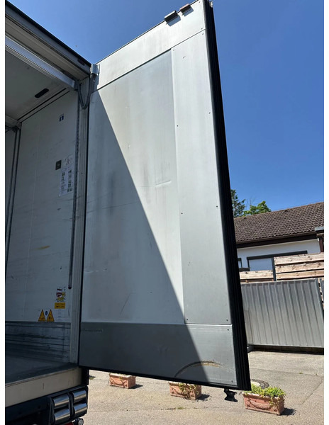 Gjysmë rimorkio frigorifer Schmitz Cargobull 3 x T-Kühl SLX*Spectrum*Bi-Temp*Doppelst.*LENK*LBW*blumenbreit*PHARMA: foto 17