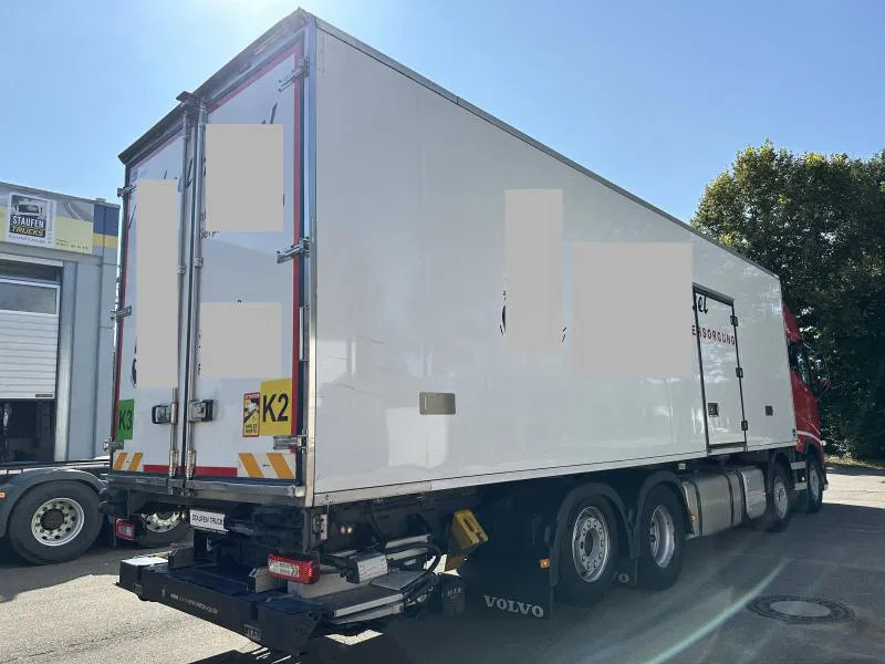 Volvo FH 16 550XL*8x2*Tief Kühlkoffer*ThermoKing*LBW - Kamion frigorifer: foto 5 Volvo FH 16 550XL*8x2*Tief Kühlkoffer*ThermoKing*LBW - Kamion frigorifer: foto 5