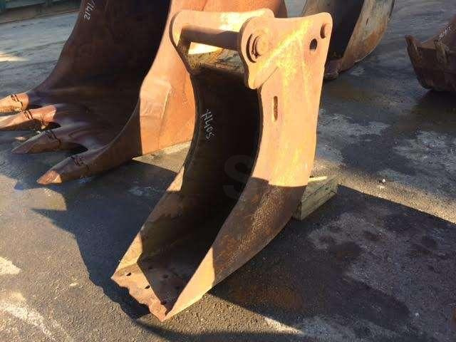 CATERPILLAR 290mm - Type Tractopelle - Kovë ekskavatori: foto 1 CATERPILLAR 290mm - Type Tractopelle - Kovë ekskavatori: foto 1