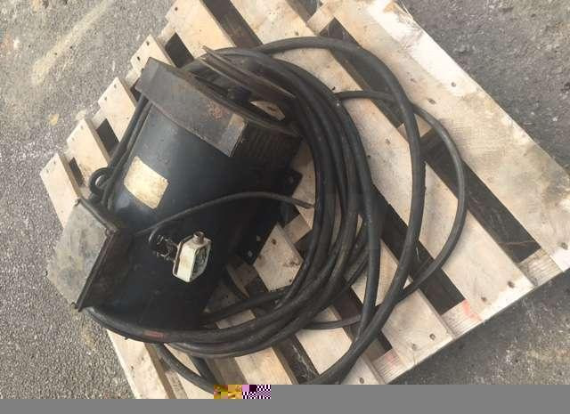 LEROY SOMER Génératrice Electroaimant - MS 1322 M32 - Sistemi elektrik për Makineri ndërtimi: foto 3 LEROY SOMER Génératrice Electroaimant - MS 1322 M32 - Sistemi elektrik për Makineri ndërtimi: foto 3