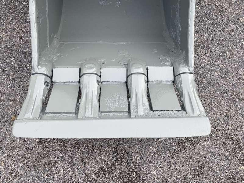 MECALAC Séries 8 / 10 / 11 / 12 - 620mm - Kovë ekskavatori: foto 2 MECALAC Séries 8 / 10 / 11 / 12 - 620mm - Kovë ekskavatori: foto 2