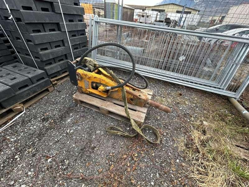 MONTABERT PELLE 8 TONNES / TRACTOPELLE - Çekiç hidraulik: foto 3 MONTABERT PELLE 8 TONNES / TRACTOPELLE - Çekiç hidraulik: foto 3