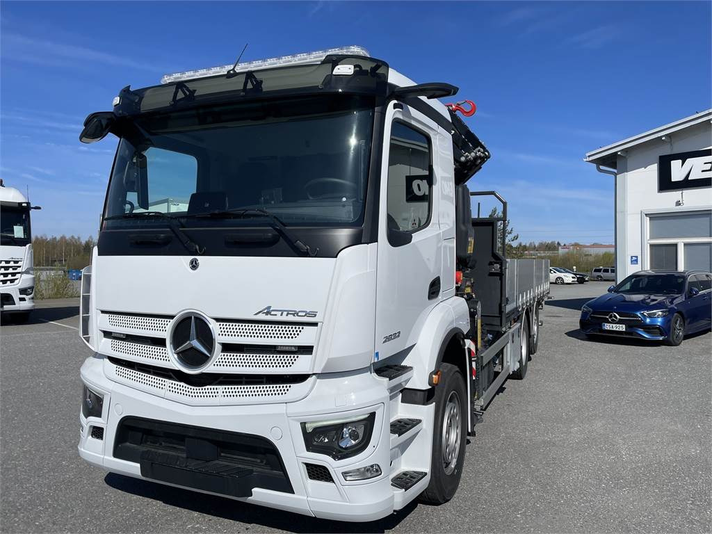 Mercedes-Benz ACTROS 2532L 6x2 - Kamion me vinç: foto 1 Mercedes-Benz ACTROS 2532L 6x2 - Kamion me vinç: foto 1