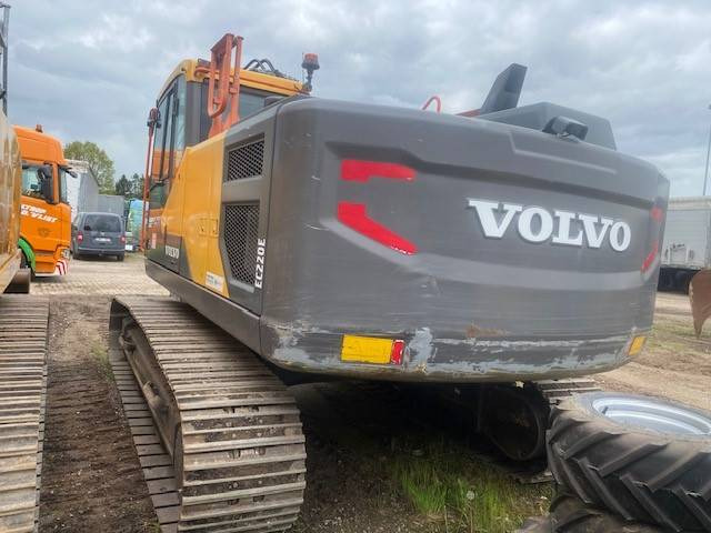 Volvo EC 220 E L MIETE / RENTAL (12001052) - Ekskavator me zinxhirë: foto 3 Volvo EC 220 E L MIETE / RENTAL (12001052) - Ekskavator me zinxhirë: foto 3