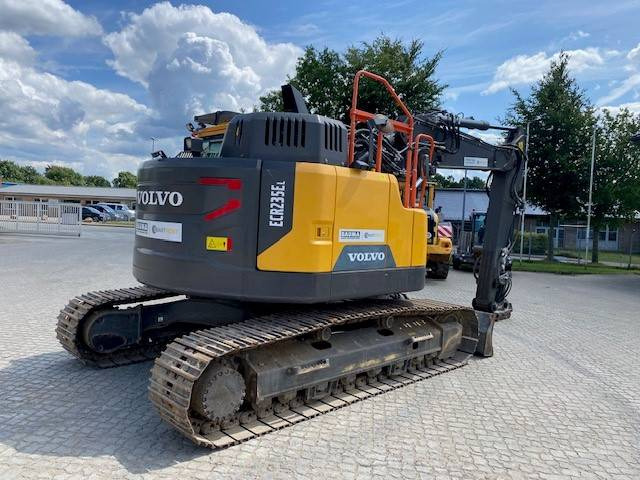 Volvo ECR 235 E L MIETE / RENTAL (12001016) - Ekskavator me zinxhirë: foto 5 Volvo ECR 235 E L MIETE / RENTAL (12001016) - Ekskavator me zinxhirë: foto 5
