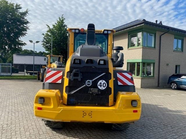 Volvo L 90 H MIETE / RENTAL (12002215) - Fadrom me goma: foto 4 Volvo L 90 H MIETE / RENTAL (12002215) - Fadrom me goma: foto 4