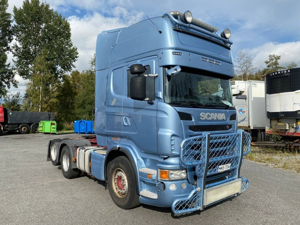 Scania R 560 - Gjysmë-kamion: foto 2 Scania R 560 - Gjysmë-kamion: foto 2