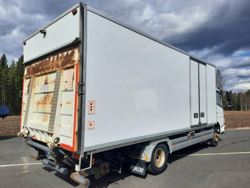 Mercedes-Benz Atego 1022 - Kamion vagonetë: foto 5 Mercedes-Benz Atego 1022 - Kamion vagonetë: foto 5