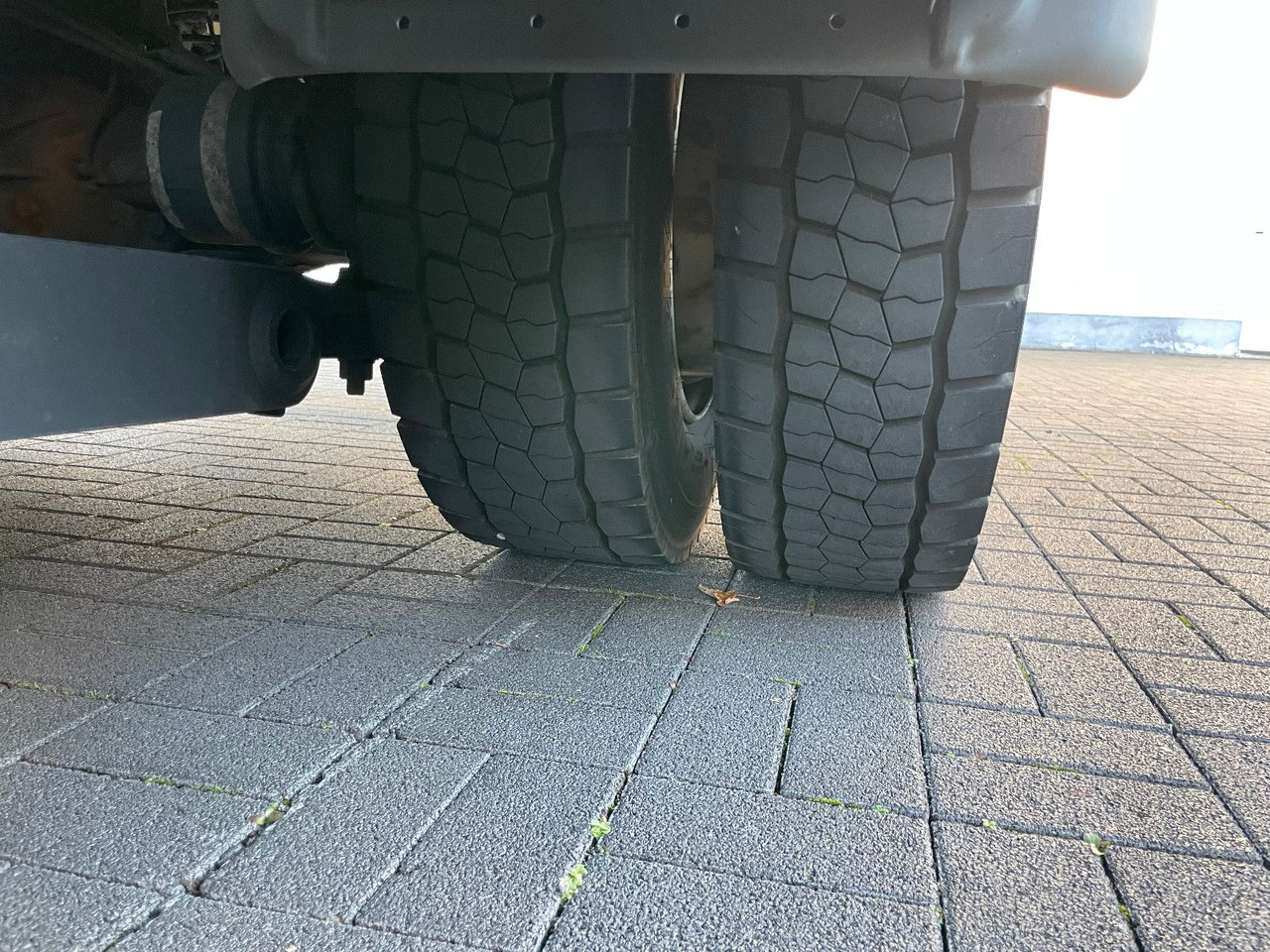 Kamion vagonetë Mercedes-Benz Atego 2 6-Zyl. 4x2 1224 Klima, Radstand: 3.56m.: foto 12 Kamion vagonetë Mercedes-Benz Atego 2 6-Zyl. 4x2 1224 Klima, Radstand: 3.56m.: foto 12