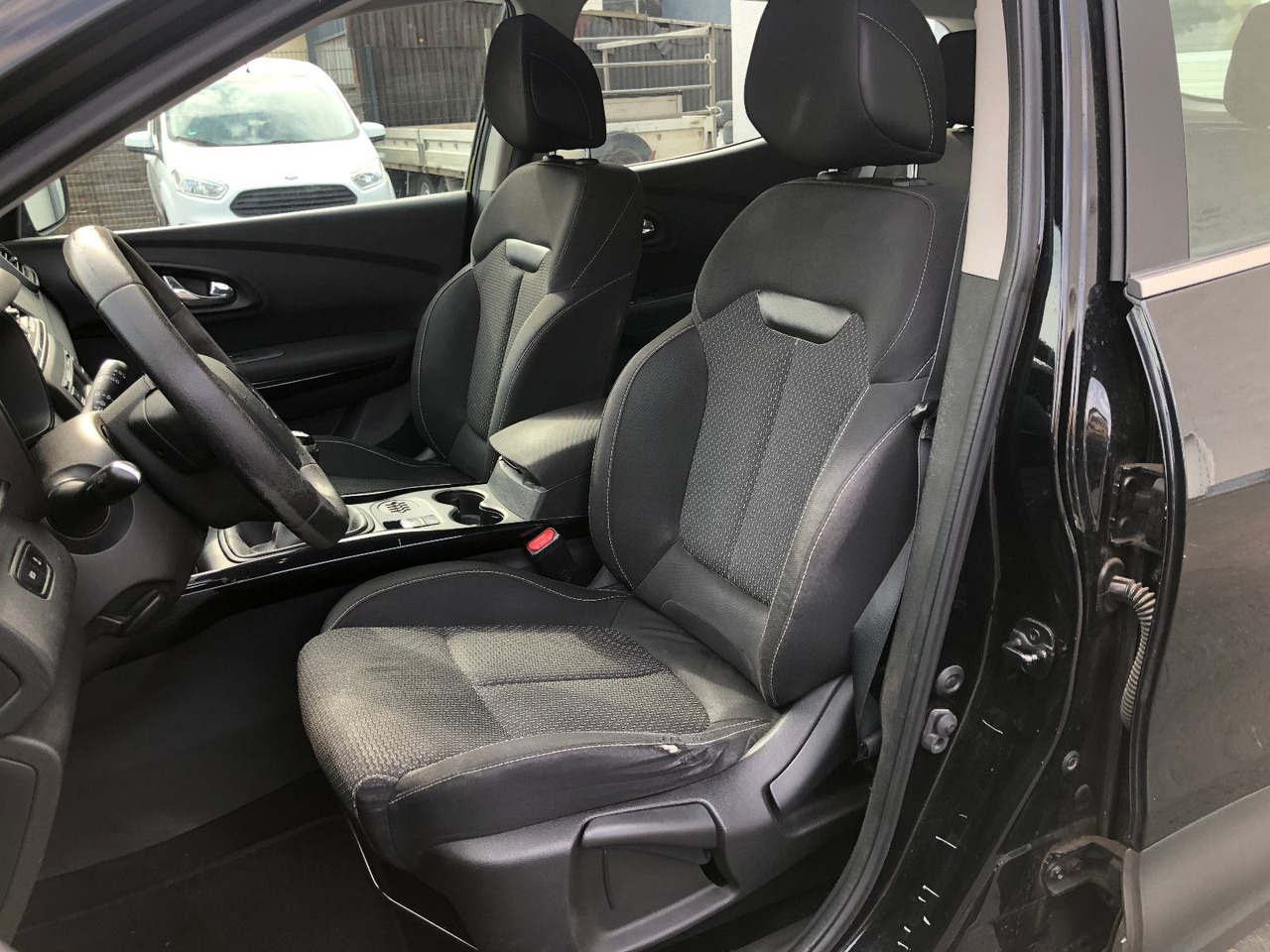 SUV Renault Kadjar 1.2i Life: foto 10
