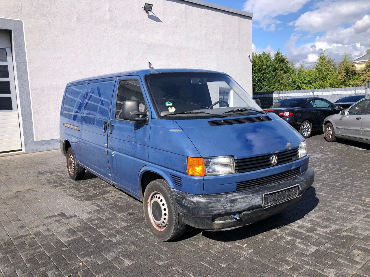 Volkswagen T4 2.5 TDI Lang - Furgon i vogël: foto 4 Volkswagen T4 2.5 TDI Lang - Furgon i vogël: foto 4