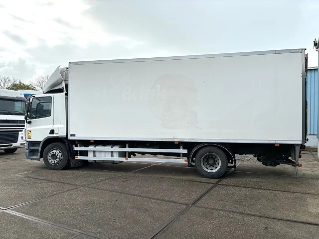 DAF CF 65.250 COOLING TRUCK WITH CARRIER D/E COOLER (EURO 5 / AS-TRONIC / 2.500 KG. LOADING PLATFORM) - Kamion izotermik: foto 4 DAF CF 65.250 COOLING TRUCK WITH CARRIER D/E COOLER (EURO 5 / AS-TRONIC / 2.500 KG. LOADING PLATFORM) - Kamion izotermik: foto 4