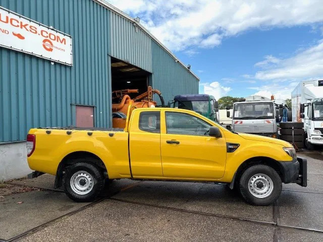 Ford Ranger 2.2TDCI 4x4 SUPERCAB PICK-UP (6 GEARS MANUAL GEARBOX / AIRCONDITIONING / ETC!!) RANGER 2.2TDCI 4x4 SUPERCAB PICK-UP - Pick up: foto 4 Ford Ranger 2.2TDCI 4x4 SUPERCAB PICK-UP (6 GEARS MANUAL GEARBOX / AIRCONDITIONING / ETC!!) RANGER 2.2TDCI 4x4 SUPERCAB PICK-UP - Pick up: foto 4