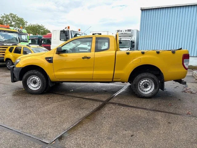 Ford Ranger 2.2TDCI 4x4 SUPERCAB PICK-UP (APK/TUV 11-2026!) (6 GEARS MANUAL GEARBOX / AIRCONDITIONING / ETC!!) RANGER 2.2TDCI 4x4 SUPERCAB P - Pick up: foto 5 Ford Ranger 2.2TDCI 4x4 SUPERCAB PICK-UP (APK/TUV 11-2026!) (6 GEARS MANUAL GEARBOX / AIRCONDITIONING / ETC!!) RANGER 2.2TDCI 4x4 SUPERCAB P - Pick up: foto 5