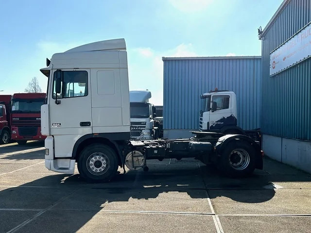 DAF 95.380 XF SPACECAB (EURO 2 / ZF16 MANUAL GEARBOX / D.E.B. ENGINE BRAKE / AIRCONDITIONING) - Gjysmë-kamion: foto 5 DAF 95.380 XF SPACECAB (EURO 2 / ZF16 MANUAL GEARBOX / D.E.B. ENGINE BRAKE / AIRCONDITIONING) - Gjysmë-kamion: foto 5