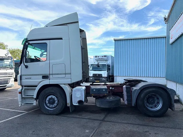 Mercedes-Benz Actros 1846 LS (MP2) (EPS WITH CLUTCH / RETARDER / 3-PEDALS/ AIRCONDITIONING / ETC) - Gjysmë-kamion: foto 5 Mercedes-Benz Actros 1846 LS (MP2) (EPS WITH CLUTCH / RETARDER / 3-PEDALS/ AIRCONDITIONING / ETC) - Gjysmë-kamion: foto 5