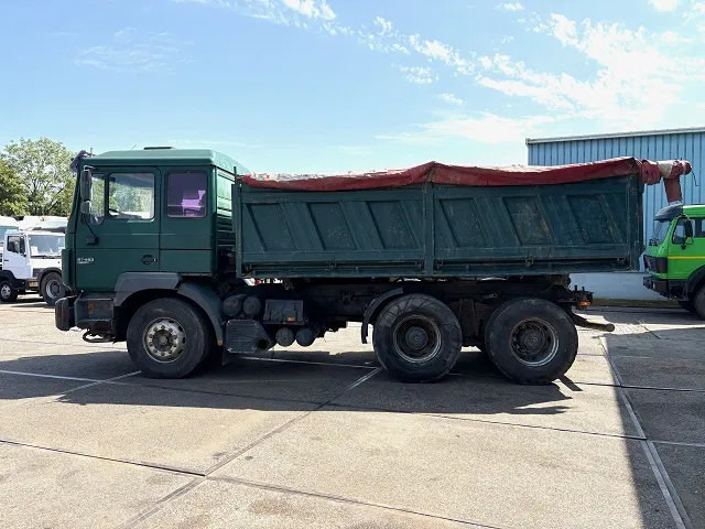 MAN 26.463 DF 6x4 MEILLER KIPPER (ZF16 MANUAL GEARBOX / ZF-INTARDER / FULL STEEL SUSPENSION / REDUCTION AXLES) - Kamion vetëshkarkues: foto 5 MAN 26.463 DF 6x4 MEILLER KIPPER (ZF16 MANUAL GEARBOX / ZF-INTARDER / FULL STEEL SUSPENSION / REDUCTION AXLES) - Kamion vetëshkarkues: foto 5