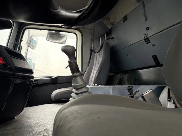 Kamion me vinç Mercedes-Benz Actros 2031 K WITH PALFINGER PK1101 CRANE (MANUAL GEARBOX / FULL STEEL SUSPENSION / REDUCTION AXLE / REMOTE CONTROL): foto 13