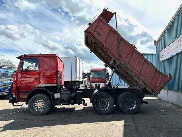 Scania R143-420 V8 6x4 FULL STEEL MEILLER KIPPER (MANUAL GEARBOX / FULL STEEL SUSPENSION / REDUCTION AXLES / HYDRAILIC KIT) - Kamion vetëshkarkues: foto 2 Scania R143-420 V8 6x4 FULL STEEL MEILLER KIPPER (MANUAL GEARBOX / FULL STEEL SUSPENSION / REDUCTION AXLES / HYDRAILIC KIT) - Kamion vetëshkarkues: foto 2