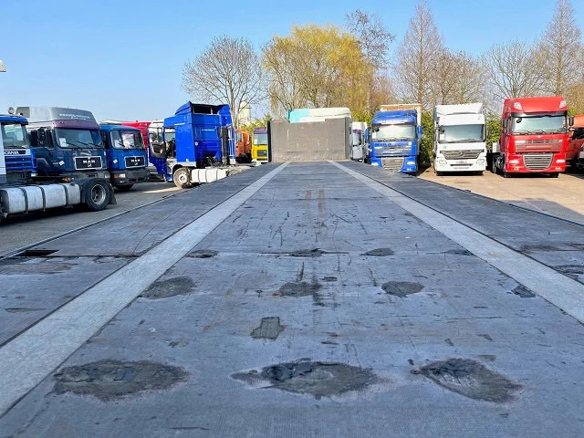 Gjysmë rimorkio e hapur/ Platformë Van Hool 3B1047 13.60M. FLATBED TRAILER WITH 40FT TWISTLOCKS (SAF-AXLES / DISC BRAKES / 40FT TWISTLOCKS): foto 7