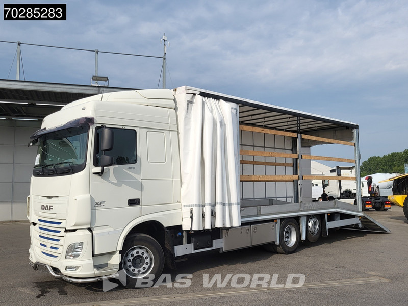 DAF XF 460 6X2 Machine Transporter hydraulic ramp Retarder Lift+Lenkasche Euro 6 - Autotransportues: foto 1 DAF XF 460 6X2 Machine Transporter hydraulic ramp Retarder Lift+Lenkasche Euro 6 - Autotransportues: foto 1