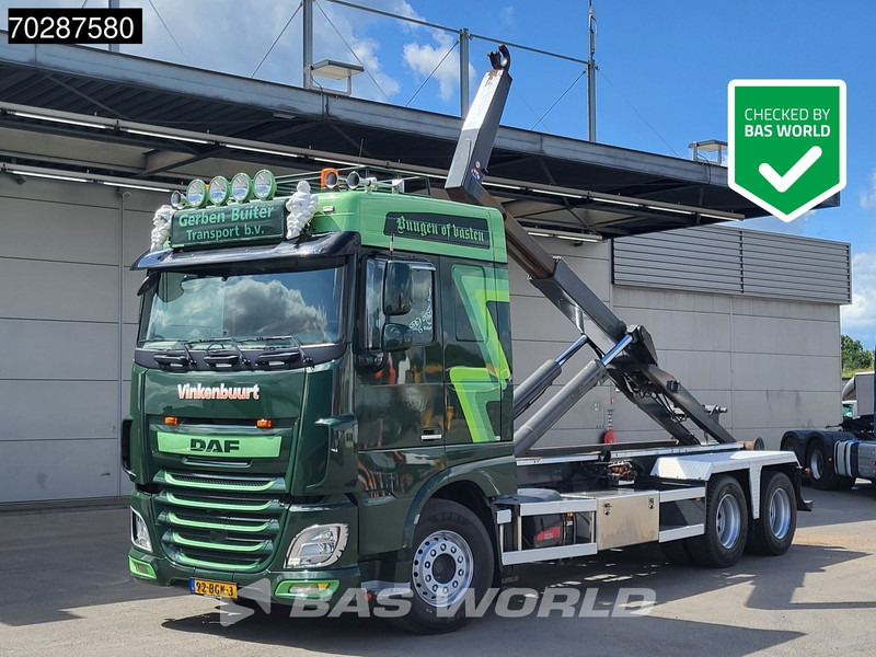 DAF XF 460 XF 6X2 NL-Truck VDL S-25-6400 Hooklift Liftaxle Manual Navi ACC Euro 6 - Kamion vetëngarkues: foto 1 DAF XF 460 XF 6X2 NL-Truck VDL S-25-6400 Hooklift Liftaxle Manual Navi ACC Euro 6 - Kamion vetëngarkues: foto 1