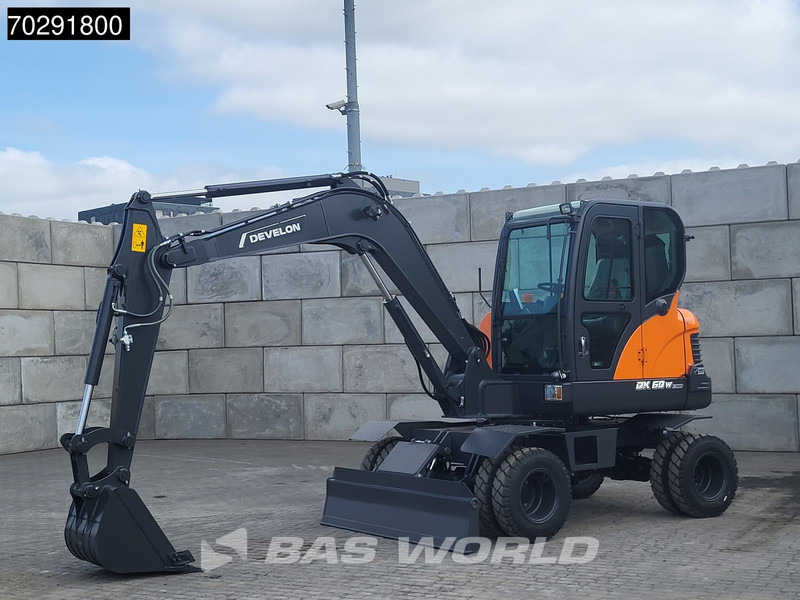 Develon DX60 WN ECO-1 A/C - Ekskavator me goma: foto 2 Develon DX60 WN ECO-1 A/C - Ekskavator me goma: foto 2