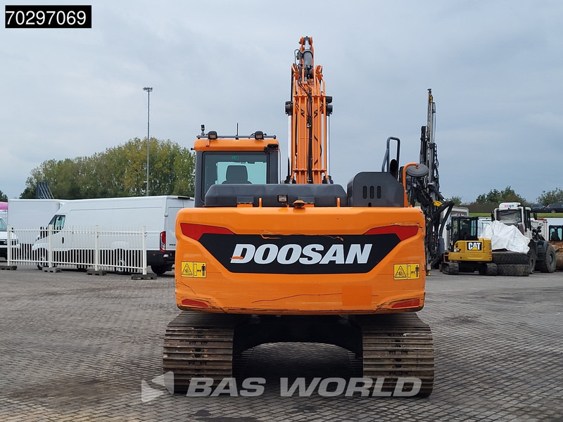 Doosan DX140 LC-5 - Ekskavator me zinxhirë: foto 3 Doosan DX140 LC-5 - Ekskavator me zinxhirë: foto 3