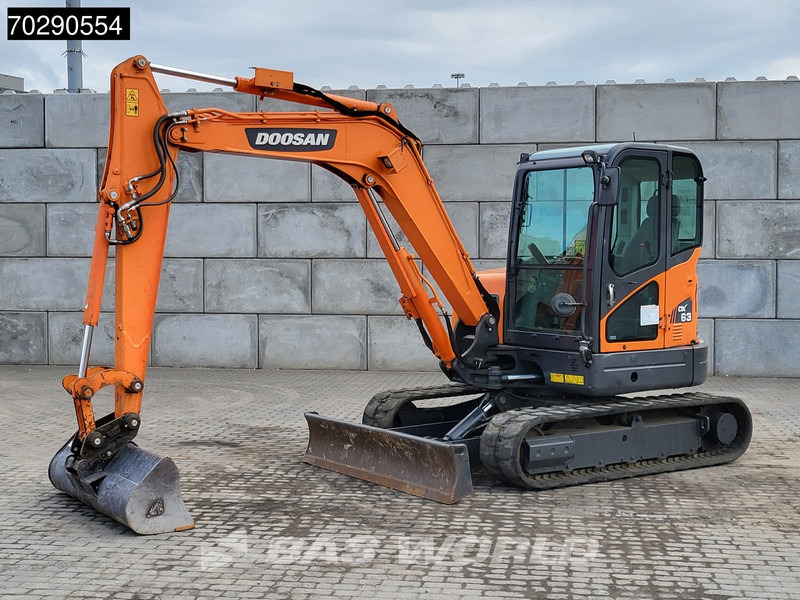 Doosan DX63-3 - Miniekskavator: foto 2 Doosan DX63-3 - Miniekskavator: foto 2