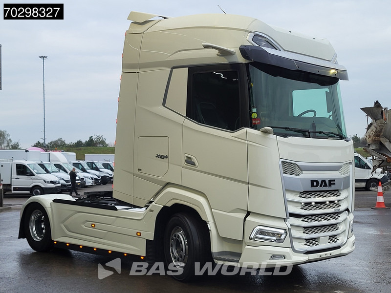 DAF XG+ 530 4X2 Top Condition! XG+ Retarder 2xTanks Leather Alcoa's Standklima ACC Euro 6 - Gjysmë-kamion: foto 3 DAF XG+ 530 4X2 Top Condition! XG+ Retarder 2xTanks Leather Alcoa's Standklima ACC Euro 6 - Gjysmë-kamion: foto 3