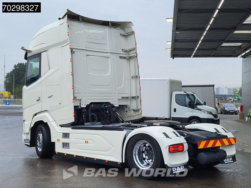 DAF XG+ 530 4X2 Top Condition! XG+ Retarder 2xTanks Leather Alcoa's Standklima ACC Euro 6 - Gjysmë-kamion: foto 2 DAF XG+ 530 4X2 Top Condition! XG+ Retarder 2xTanks Leather Alcoa's Standklima ACC Euro 6 - Gjysmë-kamion: foto 2