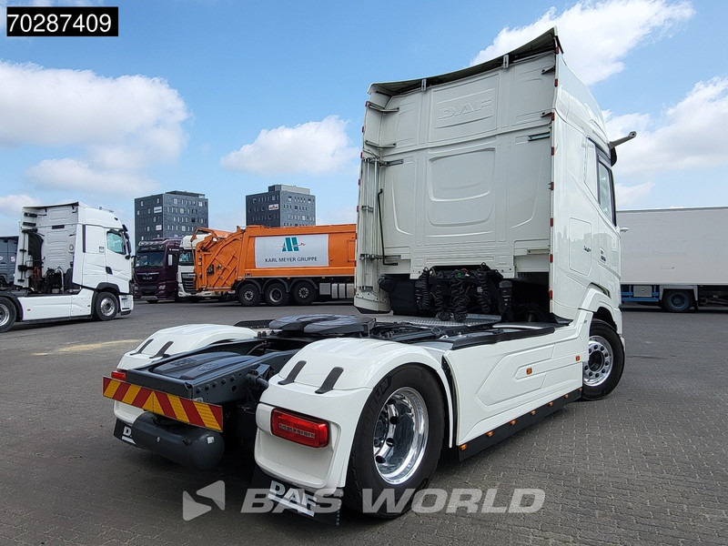 DAF XG+ 530 XG+ 4X2 Retarder 2x Tanks Standklima Leather Alcoa's - Gjysmë-kamion: foto 5 DAF XG+ 530 XG+ 4X2 Retarder 2x Tanks Standklima Leather Alcoa's - Gjysmë-kamion: foto 5