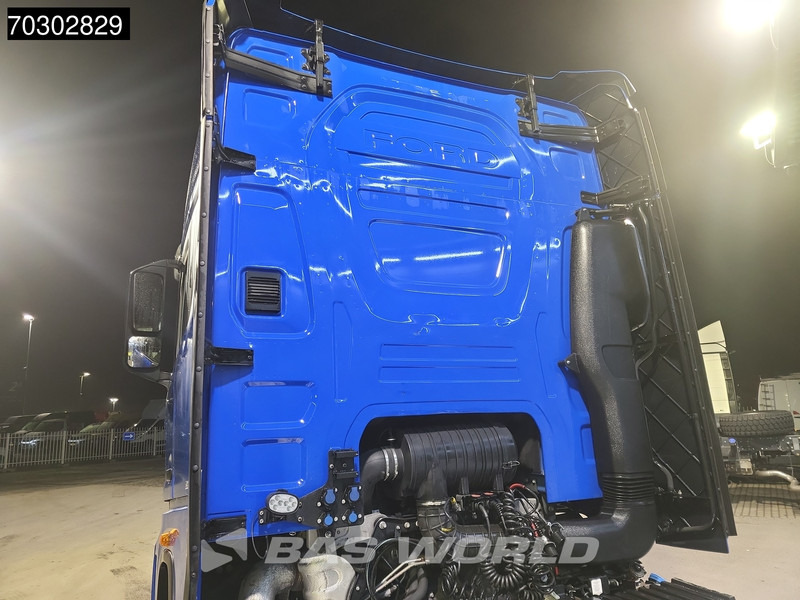 Ford F-Max 500 4X2 Mega Retarder 2xTanks Hebesattel Standklima - Gjysmë-kamion: foto 3 Ford F-Max 500 4X2 Mega Retarder 2xTanks Hebesattel Standklima - Gjysmë-kamion: foto 3