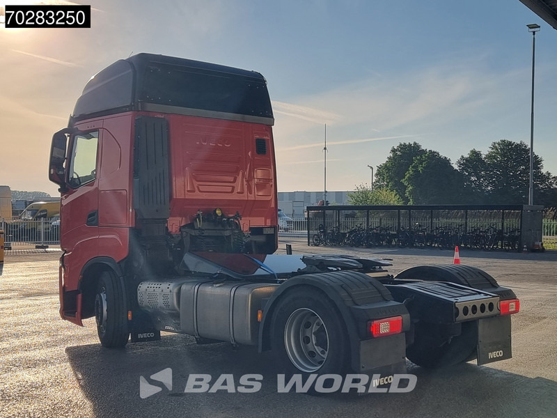 Iveco S-Way 490 4X2 DAMAGED! chassis bent 2x Tanks LED Navi Euro 6 - Gjysmë-kamion: foto 2 Iveco S-Way 490 4X2 DAMAGED! chassis bent 2x Tanks LED Navi Euro 6 - Gjysmë-kamion: foto 2