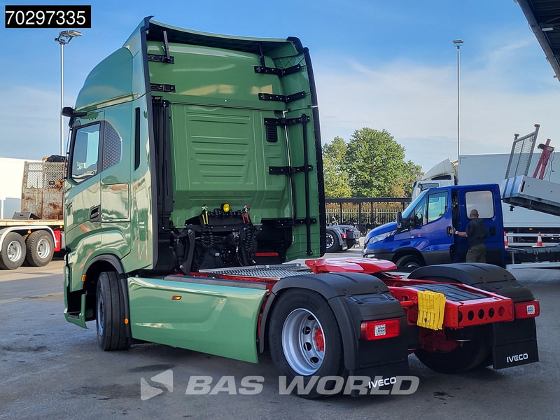 Iveco S-Way 580 4X2 NEW! DynamicSteering Standklima Navi ACC LED Euro 6 - Gjysmë-kamion: foto 2 Iveco S-Way 580 4X2 NEW! DynamicSteering Standklima Navi ACC LED Euro 6 - Gjysmë-kamion: foto 2