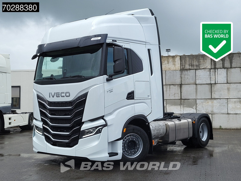 Iveco S-way 580 4X2 NEW! 2x Tanks Navi ACC Standklima - Gjysmë-kamion: foto 1 Iveco S-way 580 4X2 NEW! 2x Tanks Navi ACC Standklima - Gjysmë-kamion: foto 1