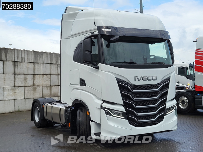 Iveco S-way 580 4X2 NEW! 2x Tanks Navi ACC Standklima - Gjysmë-kamion: foto 3 Iveco S-way 580 4X2 NEW! 2x Tanks Navi ACC Standklima - Gjysmë-kamion: foto 3