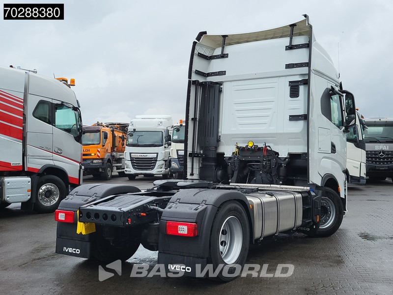 Iveco S-way 580 4X2 NEW! 2x Tanks Navi ACC Standklima - Gjysmë-kamion: foto 5 Iveco S-way 580 4X2 NEW! 2x Tanks Navi ACC Standklima - Gjysmë-kamion: foto 5