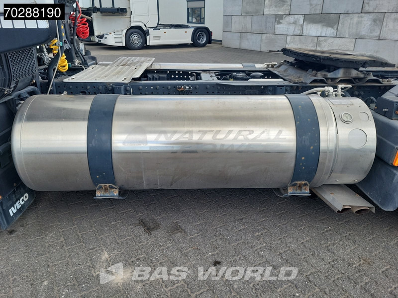 Lizingu i Iveco Stralis 400 4X2 Retarder Standairco 2xTanks LNG ACC Euro 6 Iveco Stralis 400 4X2 Retarder Standairco 2xTanks LNG ACC Euro 6: foto 9 Lizingu i Iveco Stralis 400 4X2 Retarder Standairco 2xTanks LNG ACC Euro 6 Iveco Stralis 400 4X2 Retarder Standairco 2xTanks LNG ACC Euro 6: foto 9
