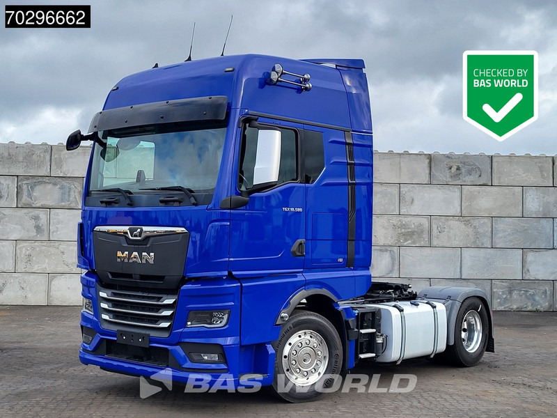 MAN TGX 18.580 4X2 GX Retarder 2xTanks DynamicSteering Standairco Alcoa's Navi ACC LED Euro 6 - Gjysmë-kamion: foto 1 MAN TGX 18.580 4X2 GX Retarder 2xTanks DynamicSteering Standairco Alcoa's Navi ACC LED Euro 6 - Gjysmë-kamion: foto 1