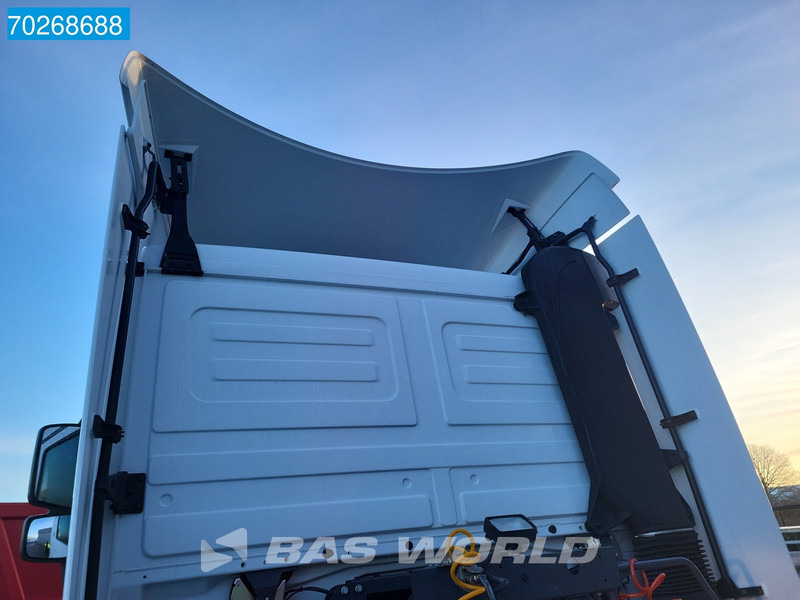 Mercedes-Benz Actros 1832 Actros 4X2 First Owner! NL-Truck MP3 ClassicSpace - Gjysmë-kamion: foto 3 Mercedes-Benz Actros 1832 Actros 4X2 First Owner! NL-Truck MP3 ClassicSpace - Gjysmë-kamion: foto 3