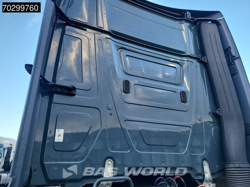 Mercedes-Benz Actros 1842 4X2 GigaSpace Mega Retarder 2xTanks ACC Standklima Euro 6 - Gjysmë-kamion: foto 5 Mercedes-Benz Actros 1842 4X2 GigaSpace Mega Retarder 2xTanks ACC Standklima Euro 6 - Gjysmë-kamion: foto 5