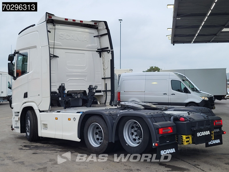 Scania R590 6X2 WB315! Retarder Full-Air 2xTanks Leather ACC Navi LED Euro 6 - Gjysmë-kamion: foto 2 Scania R590 6X2 WB315! Retarder Full-Air 2xTanks Leather ACC Navi LED Euro 6 - Gjysmë-kamion: foto 2