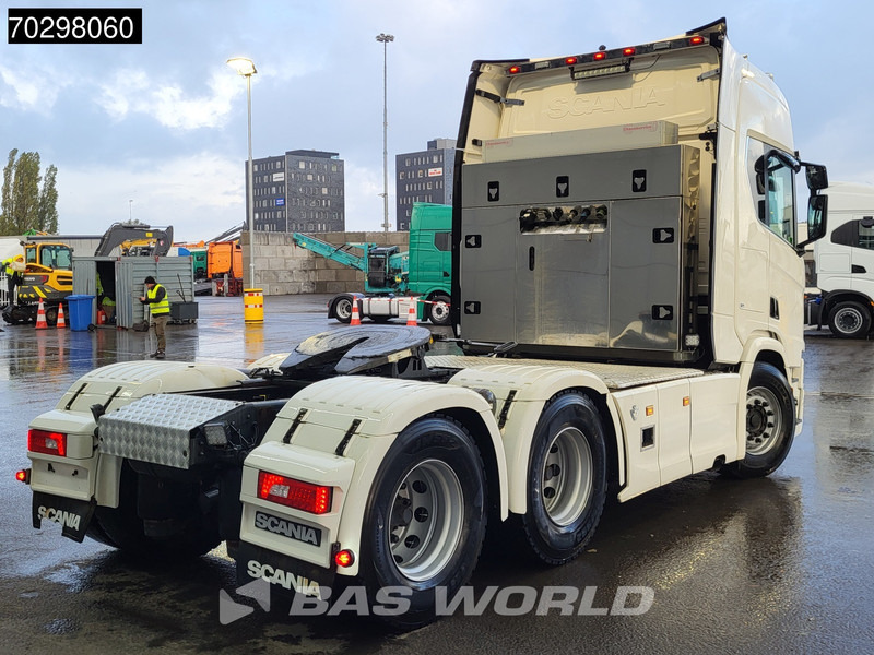 Scania R650 R 6X4 Full-Air! Retarder ACC Hydraulik Leder Navi Euro 6 - Gjysmë-kamion: foto 5 Scania R650 R 6X4 Full-Air! Retarder ACC Hydraulik Leder Navi Euro 6 - Gjysmë-kamion: foto 5