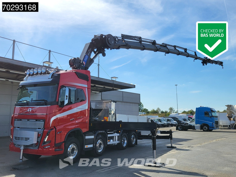 Volvo FH16 650 FH16 8X2 Tractorhead HMF 7020K-RCS Crane + Fly-Jib Lift+Steering Axle Navi ACC - Gjysmë-kamion: foto 1 Volvo FH16 650 FH16 8X2 Tractorhead HMF 7020K-RCS Crane + Fly-Jib Lift+Steering Axle Navi ACC - Gjysmë-kamion: foto 1