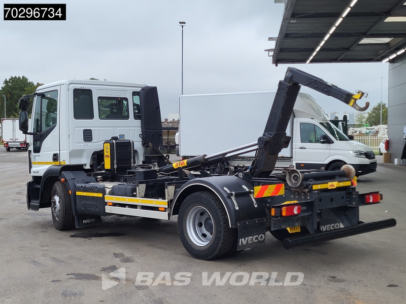 Iveco Eurocargo 120-220 4X2 12tonner HYVA 06-37-S Hooklift Manual ACC Euro 6 - Kamion vetëngarkues: foto 5 Iveco Eurocargo 120-220 4X2 12tonner HYVA 06-37-S Hooklift Manual ACC Euro 6 - Kamion vetëngarkues: foto 5