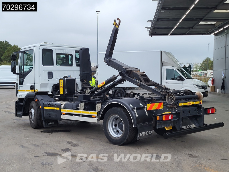 Iveco Eurocargo 120-220 4X2 12tonner HYVA 06-37-S Hooklift Manual ACC Euro 6 - Kamion vetëngarkues: foto 2 Iveco Eurocargo 120-220 4X2 12tonner HYVA 06-37-S Hooklift Manual ACC Euro 6 - Kamion vetëngarkues: foto 2