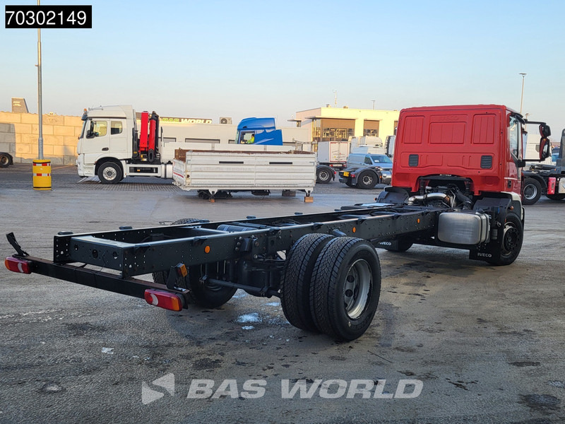 Kamion kabinë-shasi i ri Iveco Eurocargo 180E320 4X2 NEW! 18T chassis 2017 production Euro 6: foto 6
