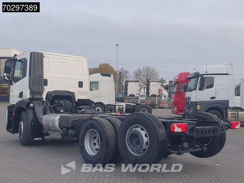 Iveco S-Way 340 6X2 NEW! Chassis Lift- Steering axle ON Automatic - Kamion kabinë-shasi: foto 2 Iveco S-Way 340 6X2 NEW! Chassis Lift- Steering axle ON Automatic - Kamion kabinë-shasi: foto 2